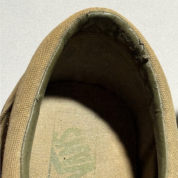 Vans “Eras” Army Green Gumsole - Picture 10 of 10